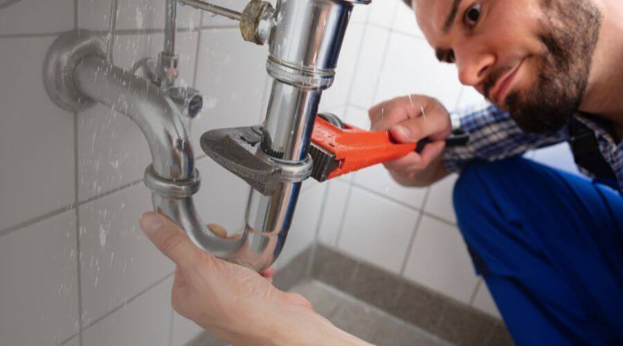 Professional sink repair in Pixley, CA